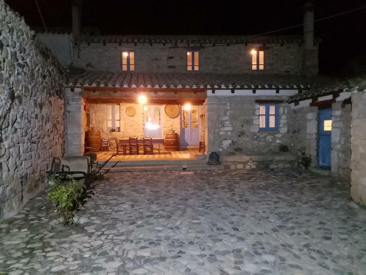 Hotel Sa Domu De Ziu Antoneddu Tuili Exterior foto